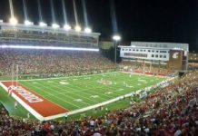 cougars favored by 18 over ucla