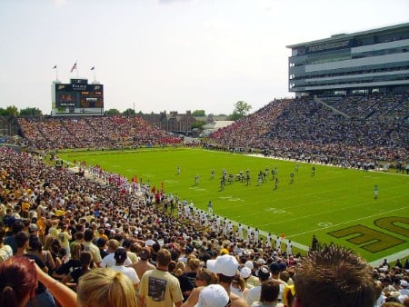 purdue hosts minnesota