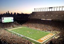 texas favored by 5 over oklahoma st