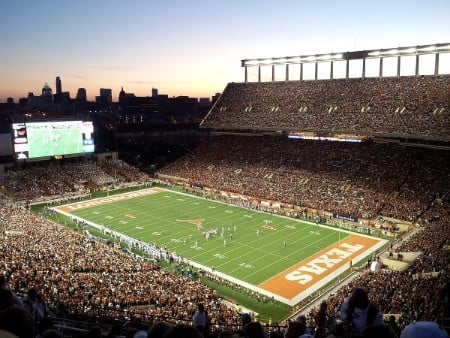 texas favored by 5 over oklahoma st